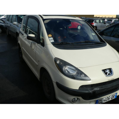 Air bag conducteur PEUGEOT 1007 Photo n°1