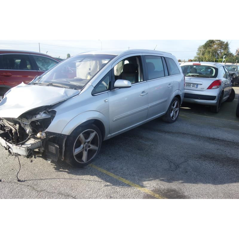 Custode arriere droit OPEL ZAFIRA B Photo n°7