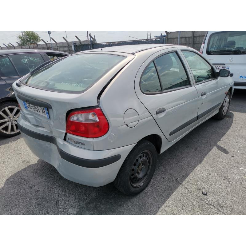 Amortisseur avant droit RENAULT MEGANE 1 Photo n°2