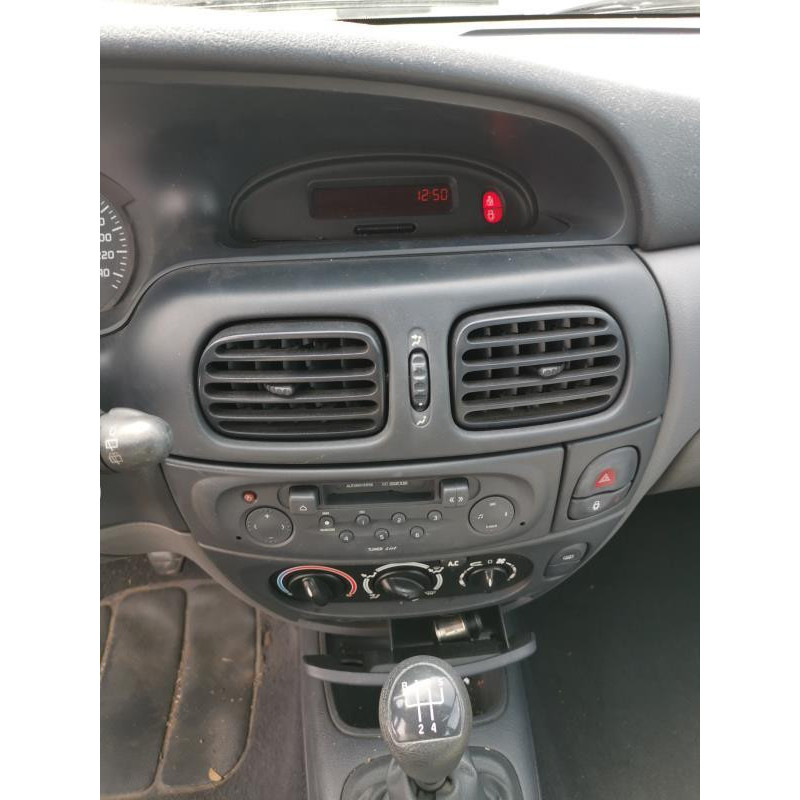 Amortisseur avant droit RENAULT MEGANE 1 Photo n°7