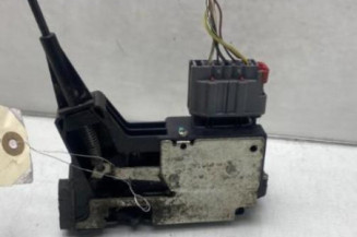 Serrure avant gauche FORD FIESTA 5