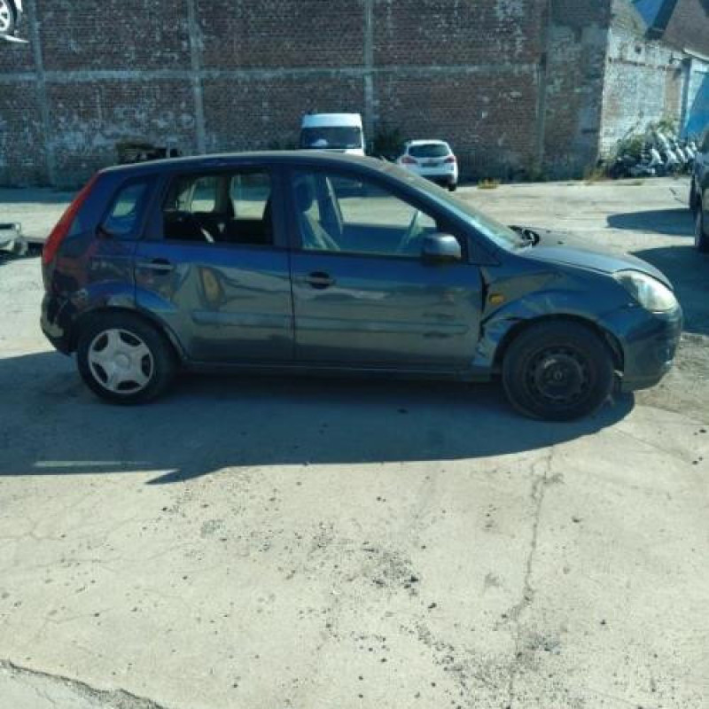 Serrure avant gauche FORD FIESTA 5 Photo n°6