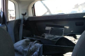 Serrure avant gauche FORD FIESTA 5
