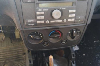 Serrure avant gauche FORD FIESTA 5
