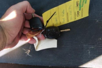 Serrure avant gauche FORD FIESTA 5