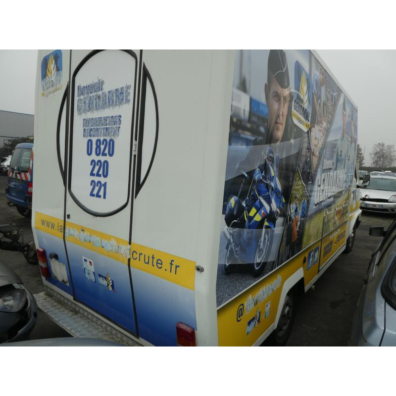 Custode avant droit (porte) RENAULT MASTER 1 Photo n°7
