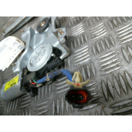Leve vitre electrique avant droit KIA SORENTO 1 Photo n°1