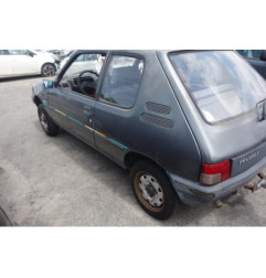 Custode arriere gauche PEUGEOT 205