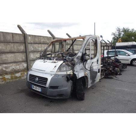 Etrier avant droit (freinage) FIAT DUCATO 3 Photo n°1