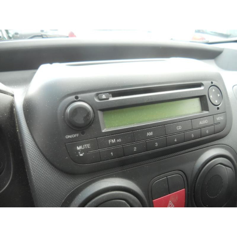 Vitre arriere droit CITROEN NEMO Photo n°10