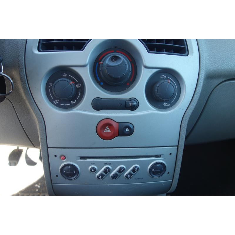 Aile avant droit RENAULT MODUS Photo n°8