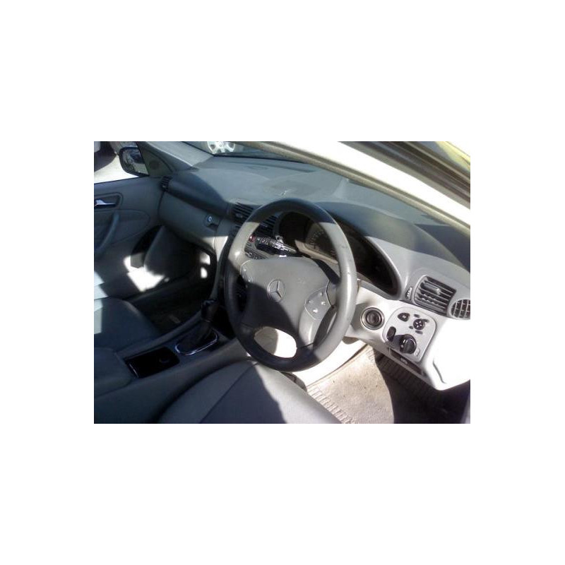 Porte arriere droit MERCEDES CLASSE C 203 Photo n°5