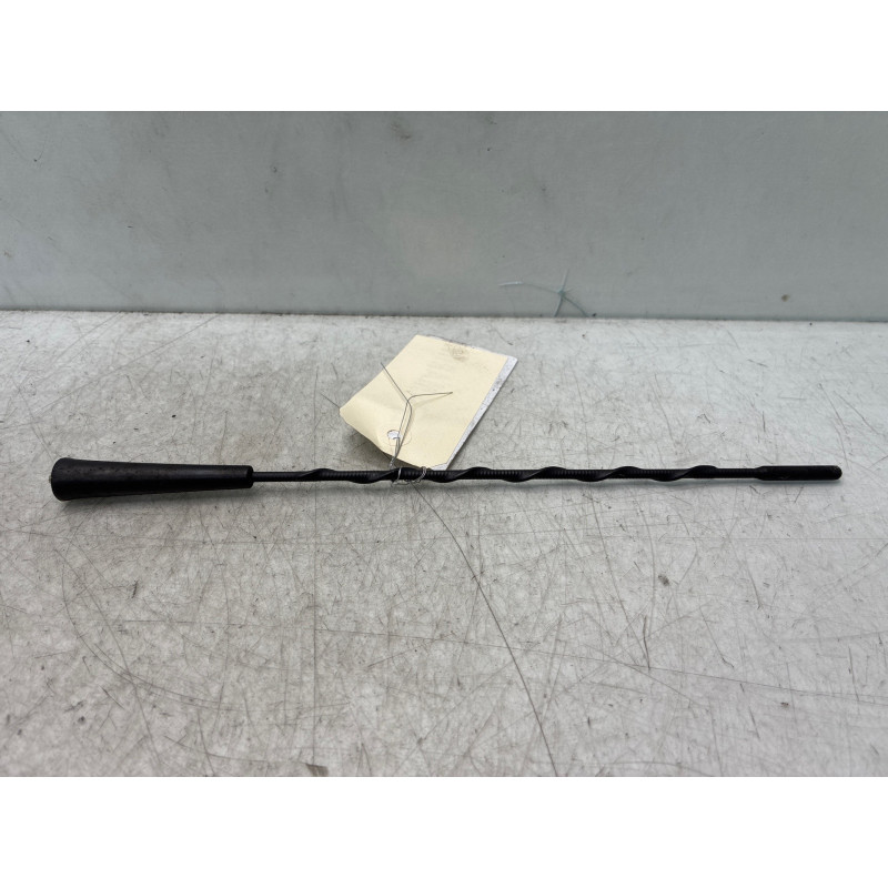 Antenne RENAULT CLIO 4 Photo n°3