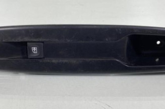 Interrupteur de leve vitre avant droit RENAULT MEGANE 3