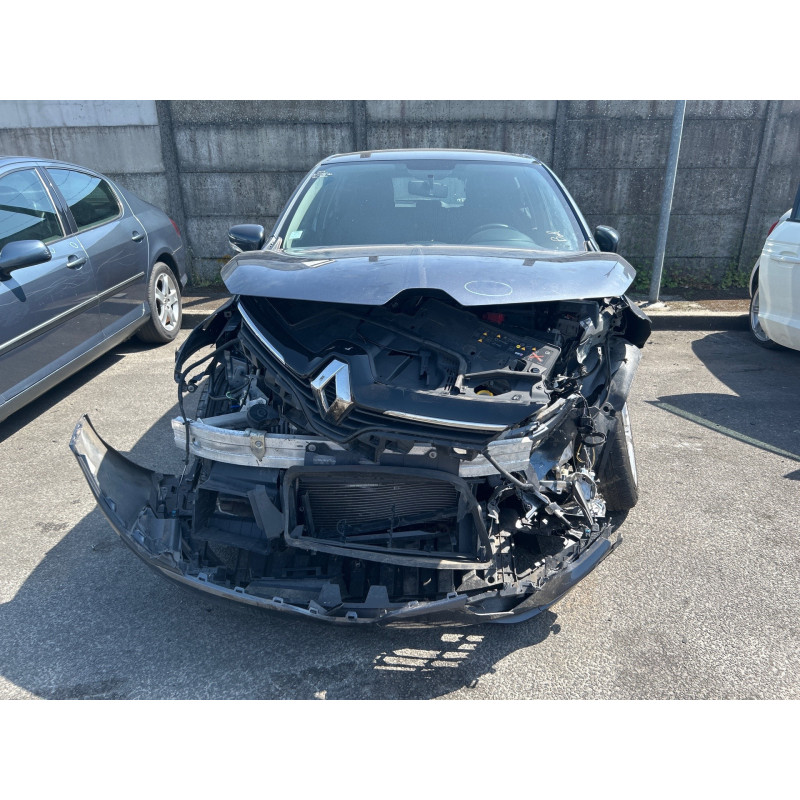 RENAULT CLIO 4 PHASE 2 0.9i - 12V TURBO TCE 90 Photo n°17