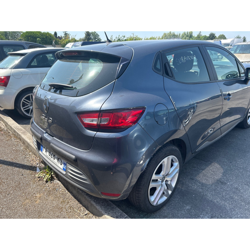 RENAULT CLIO 4 PHASE 2 0.9i - 12V TURBO TCE 90 Photo n°19