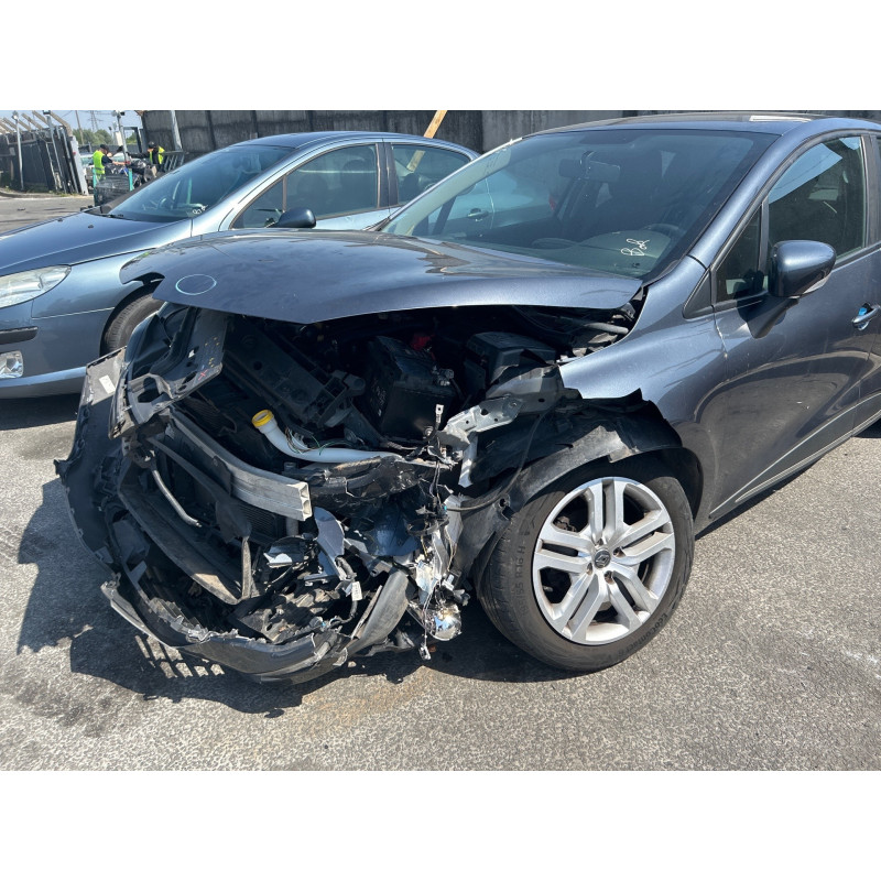 RENAULT CLIO 4 PHASE 2 0.9i - 12V TURBO TCE 90 Photo n°21