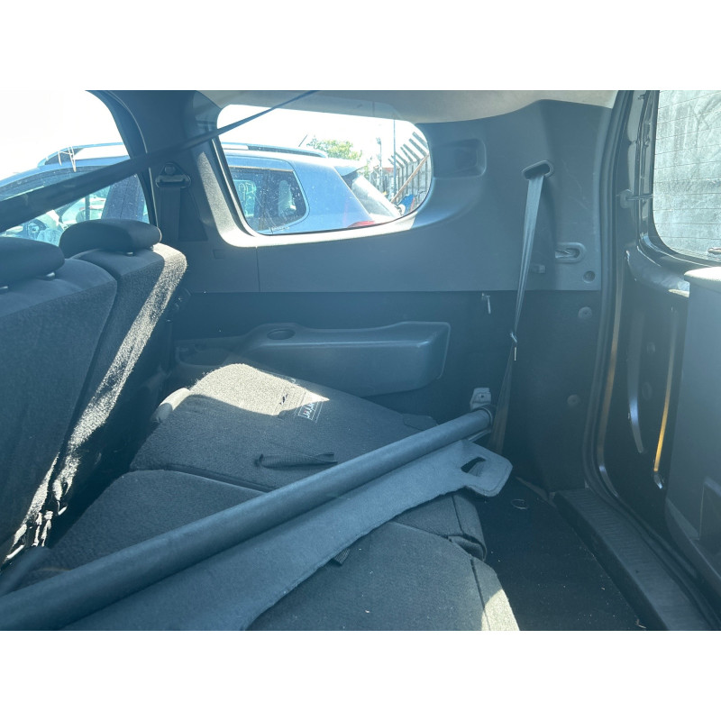 DACIA LODGY PHASE 1 1.6i - 16V SCE 100 Photo n°2