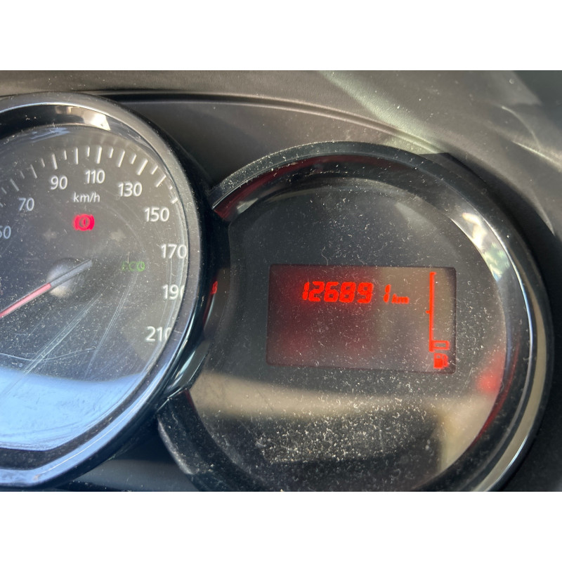 DACIA LODGY PHASE 1 1.6i - 16V SCE 100 Photo n°8