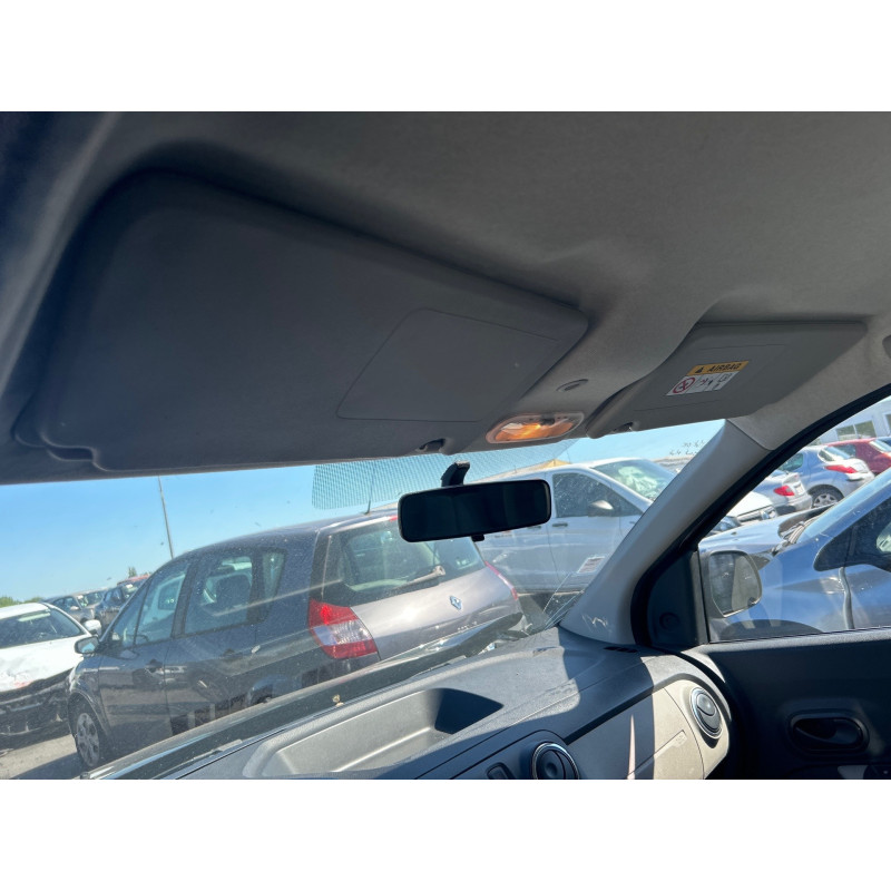 DACIA LODGY PHASE 1 1.6i - 16V SCE 100 Photo n°9
