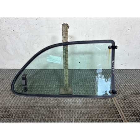 Custode arriere gauche FORD FIESTA 4 Photo n°1