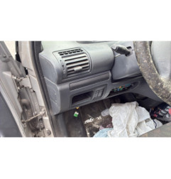 Vitre avant gauche CITROEN JUMPY 1