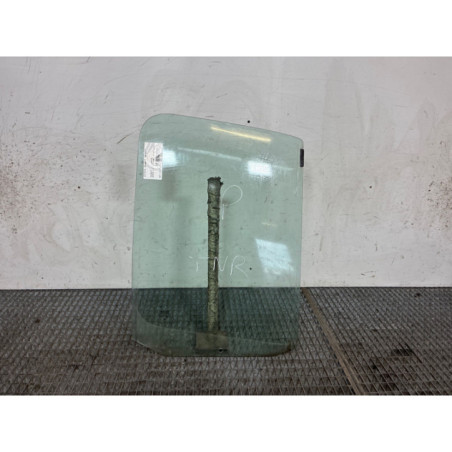 Vitre avant droit PEUGEOT BOXER 1