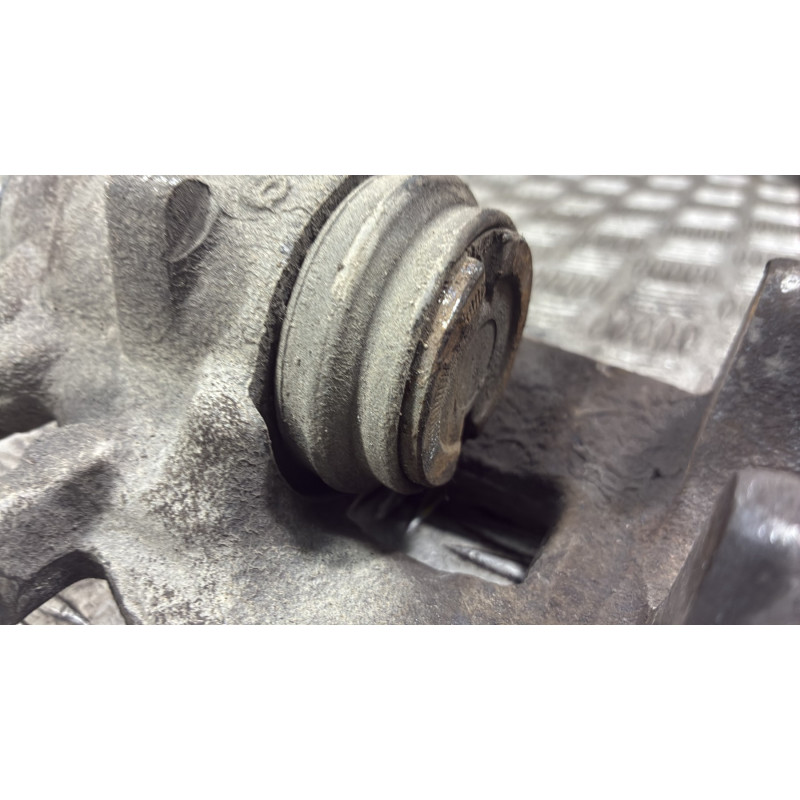 Etrier arriere droit (freinage) PEUGEOT EXPERT 3 Photo n°7