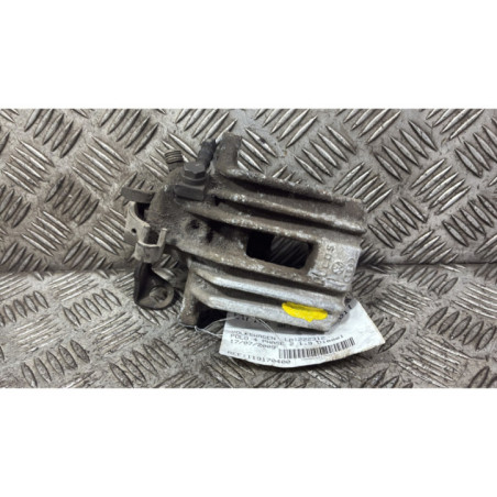 Etrier arriere droit (freinage) VOLKSWAGEN POLO 4 Photo n°1