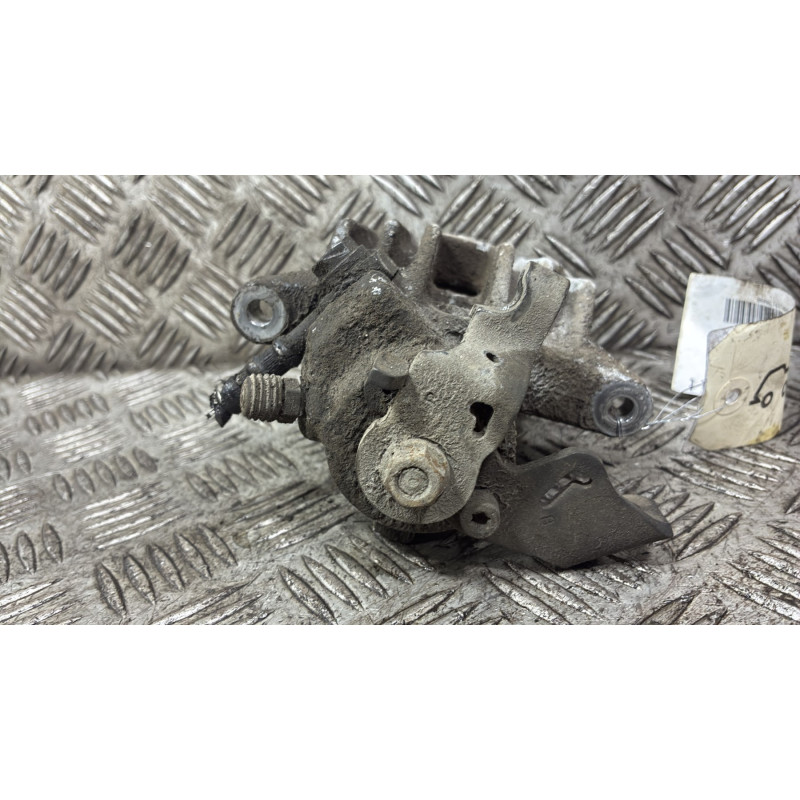 Etrier arriere droit (freinage) VOLKSWAGEN POLO 4 Photo n°3