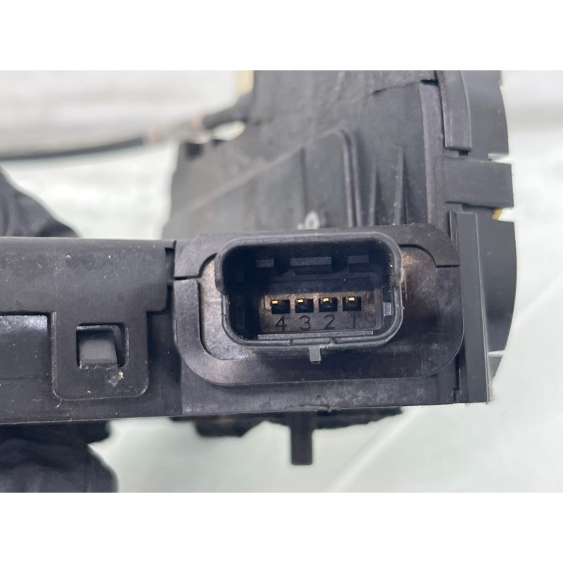 Serrure arriere gauche RENAULT CLIO 4 Photo n°3