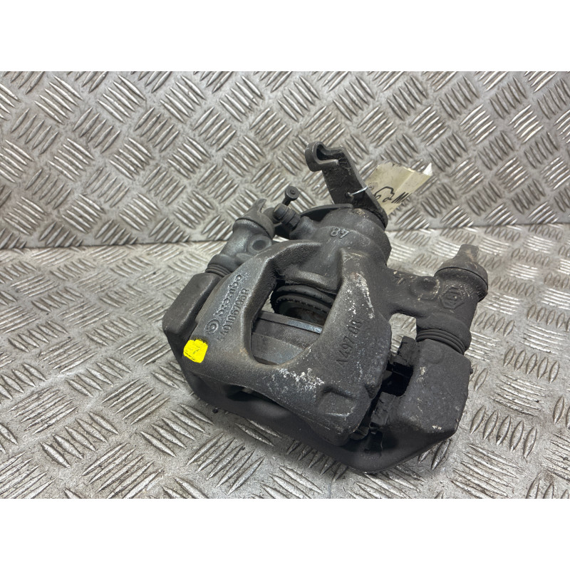 Etrier arriere droit (freinage) RENAULT MASTER 3 Photo n°1