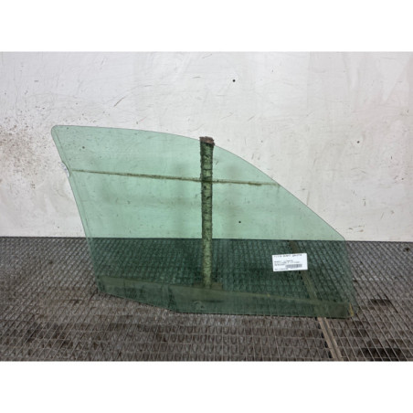 Vitre avant gauche RENAULT CLIO 2