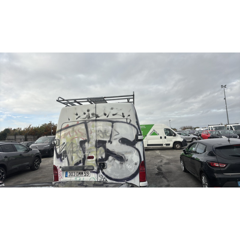 Vitre avant droit RENAULT MASTER 2 Photo n°7
