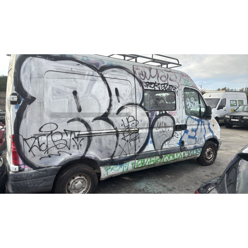 Vitre avant droit RENAULT MASTER 2 Photo n°8