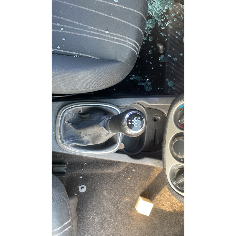 Custode arriere droit OPEL CORSA D Photo n°17