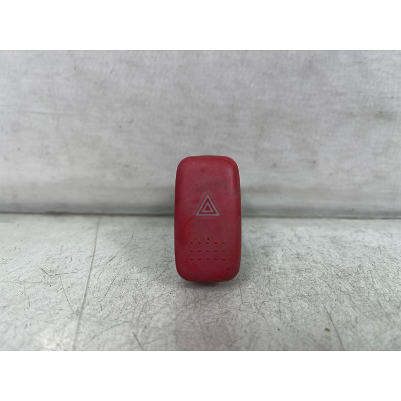 Bouton de warning HONDA HR-V 1 Photo n°3