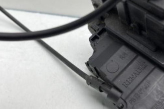 Serrure avant droit RENAULT CLIO 3