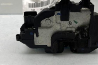 Serrure avant droit RENAULT CLIO 3