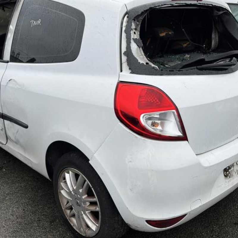 Serrure avant droit RENAULT CLIO 3 Photo n°14