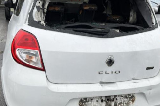 Serrure avant droit RENAULT CLIO 3