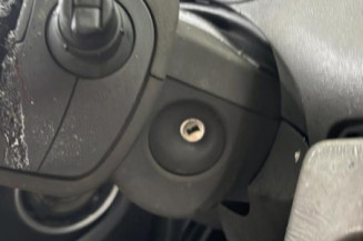 Serrure avant droit RENAULT CLIO 3