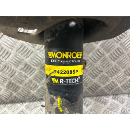 Amortisseur avant droit PEUGEOT 2008 1