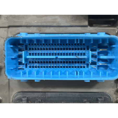 Calculateur moteur OPEL ASTRA K Photo n°1