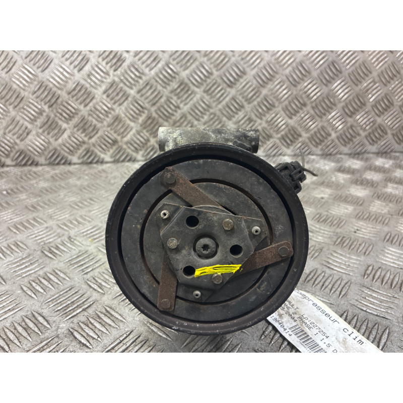 Compresseur clim RENAULT MEGANE 2 Photo n°3