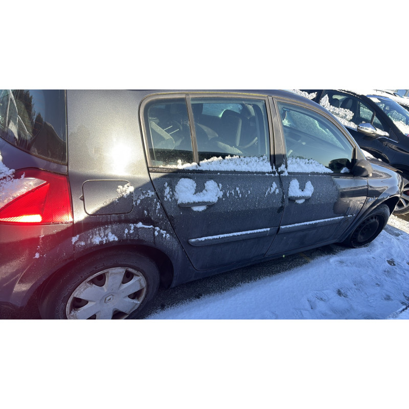 Compresseur clim RENAULT MEGANE 2 Photo n°13
