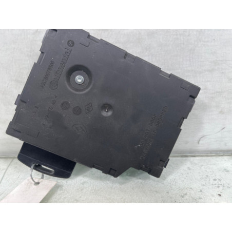 Lecteur de carte (neiman) RENAULT CLIO 4