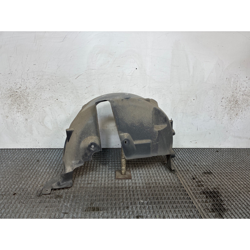 Pare boue arriere gauche RENAULT CLIO 4 Photo n°2