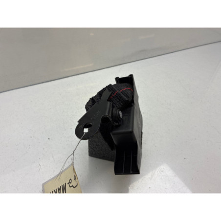 Attache ceinture arriere droit RENAULT CLIO 3