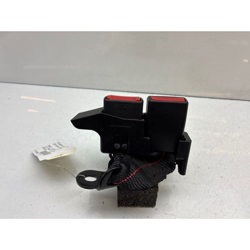 Attache ceinture arriere droit RENAULT CLIO 3 Photo n°3